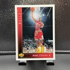 Upper Deck 1992-93 Michael Jordan #23 Chicago Bulls Basketball Trading Card