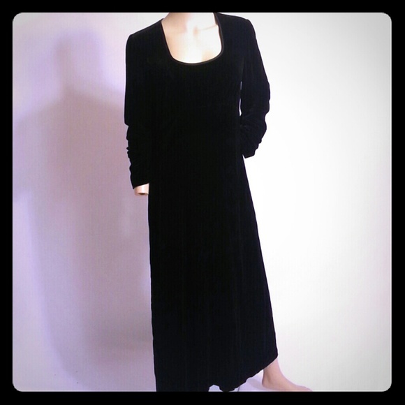 Laura Ashley Black Velvet Maxi Dress US UK 12