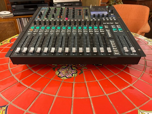 Soundcraft Si Compact Mixer digitale 16 canali - Foto 9 di 12