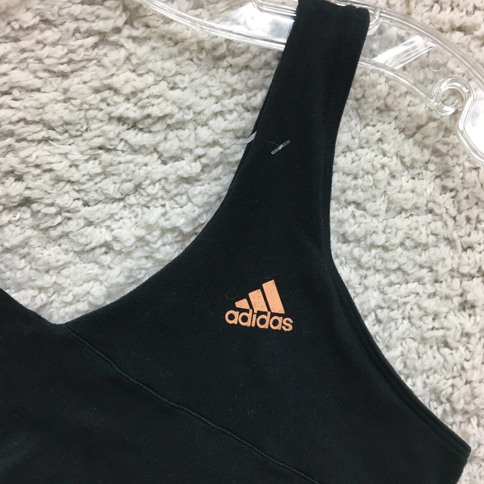 Camiseta sin mangas Adidas mediana adulto negra cuello en V logotipo sin mangas atlética para mujer M Foto 3 de 4