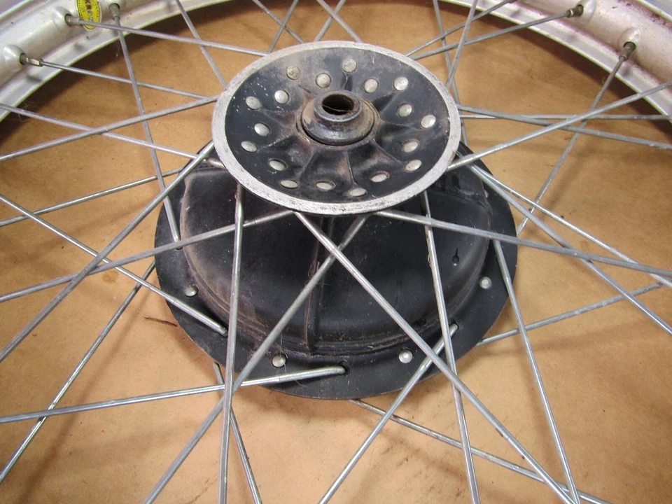 Yamaha XT500 XT 500 TT500 TT 500 21" x 3.25 Front Wheel p/n 1E6🔥Metzeler Tire🔥 - Image 3 of 4