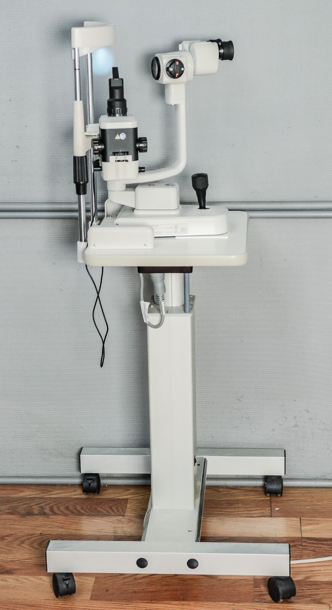 Topcon SL-2G Magnifying Slit Lamp - Fluorescent LED w/ Cline