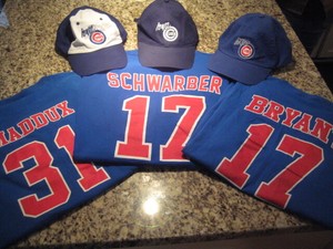cubs jersey and hat