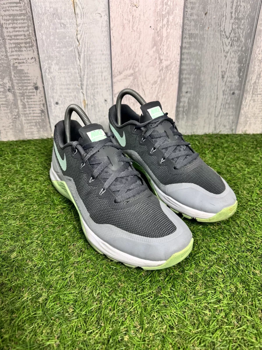 Shoes for crossfit deals