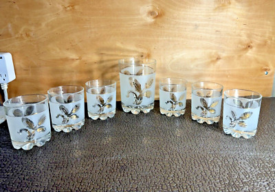 DeValBor Italian Frosted Gold Leaf Wheat Pattern Ice Bucket and 6 Glasses *