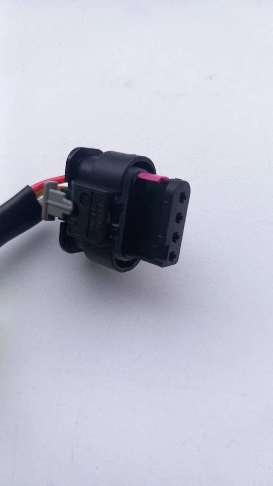 9841924880 Cámara de visión trasera original Peugeot 208 2008 508 Foto 2 de 3