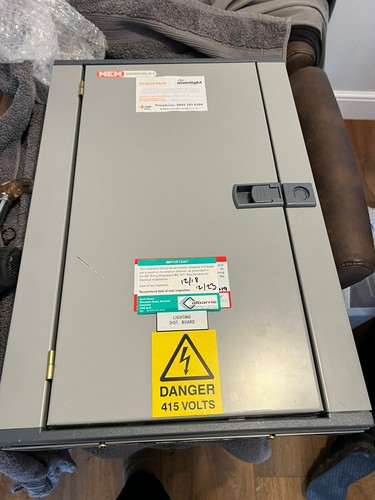 Mem Memshield 2 Distribution Board Consumer Unit 8 Way 3 Phase BM81 