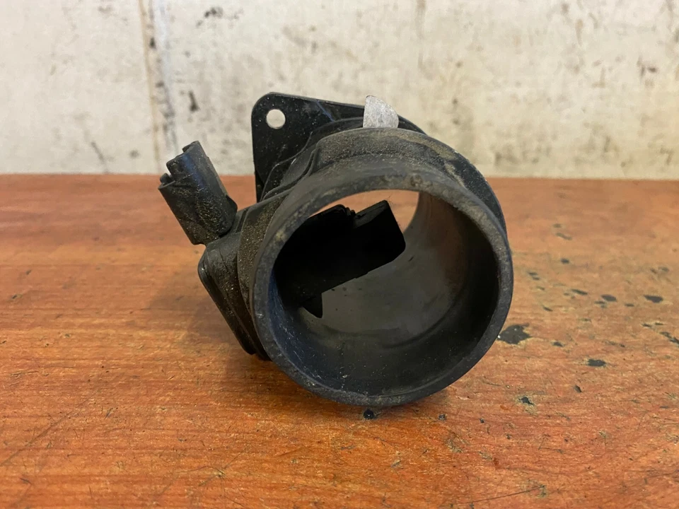 PEUGEOT BIPPER NEMO 2011 AIR FLOW MASS METER SENSOR F15020769 - Image 3 of 3