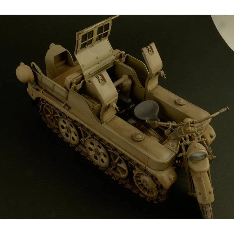Modello Moto Kettenkrad Sd.Kfz. 2 |italeri|7404| 1:9 Modello Carro Promo - Immagine 4 di 4