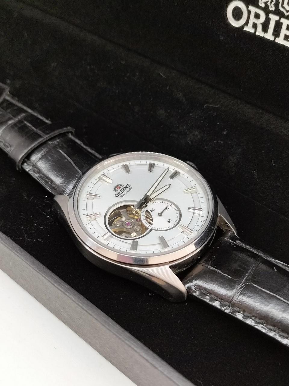 ORIENT ORIENT ORIENT Automatic, running, with acc… - image 3