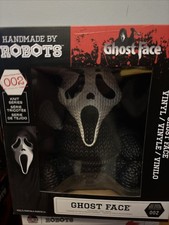 Ghost Face Handmade by Robots 12” 002 Vinyl Knit Series COSTCO EXCLUSIVE NIB