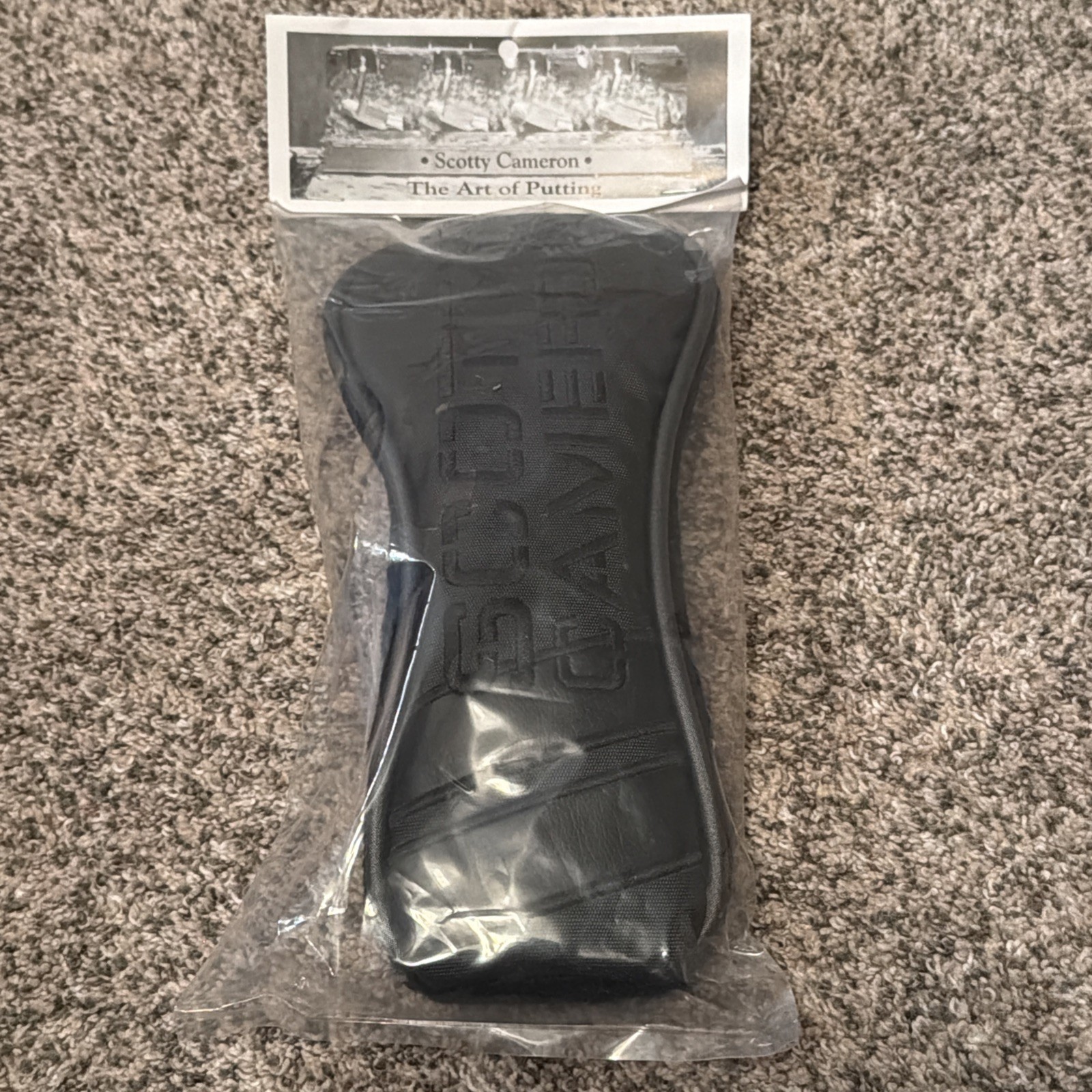 New Scotty Cameron 2019 Gentlemen's Hybrid Headcover (Black on Black)
