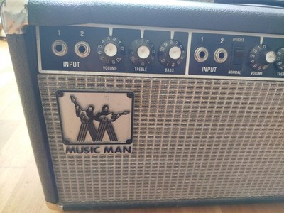 Music Man HD 130 Reverb 130W Hybrid Combo Gitarrenverstärker, 2 Kanäle