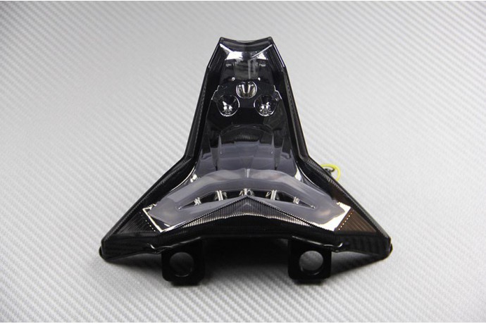 Feu arrière fumé pour Kawasaki ZX10R épurant le design de la coque moto