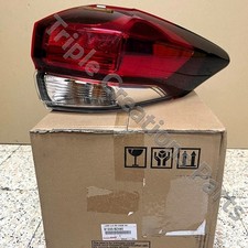 Toyota Genuine 81550BZ490 Lamp Assy Rear Combination RH 81550-BZ490 OEM