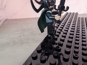LEGO Hela Minifigure sh0406 Marvel Super Heroes From Set 76084 Battle For Asgard