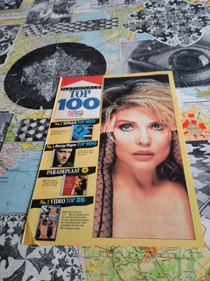 Debbie Harry covers of Pop formule Charts, No 2, Dec. 20, 1989, From Holland 