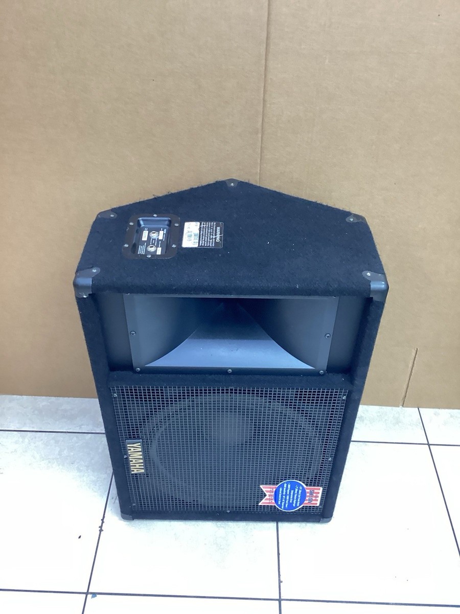Yamaha SM15IV 500 Watts 12