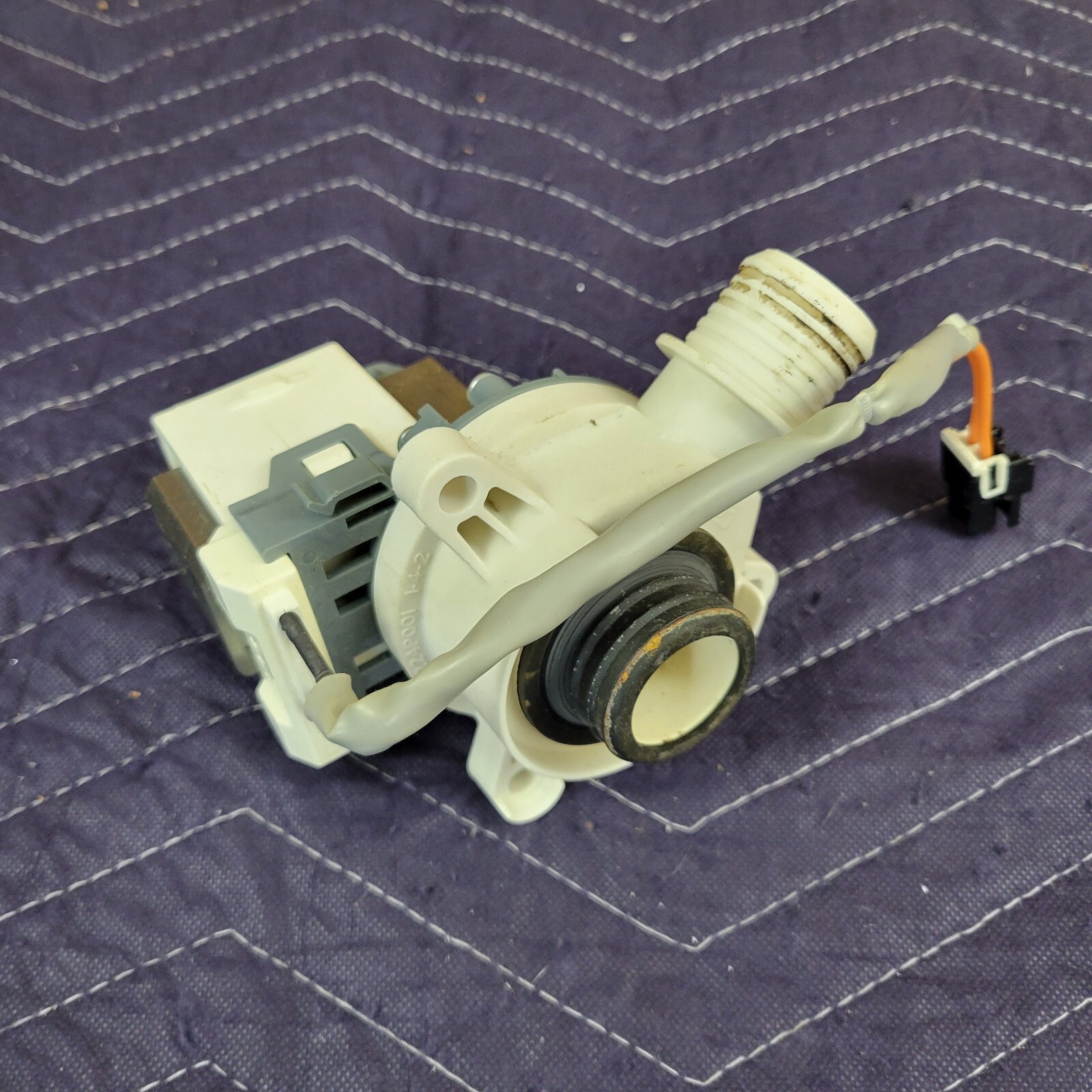 Whirlpool Washer Drain Pump B403A01 eBay