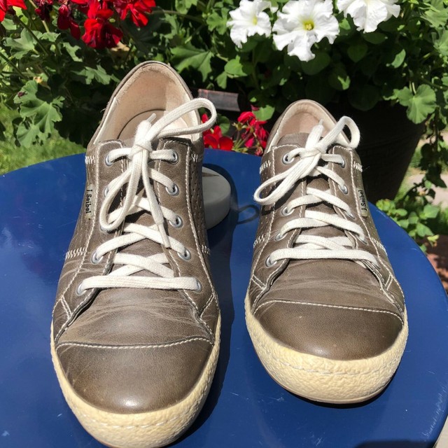 josef seibel caspian 39