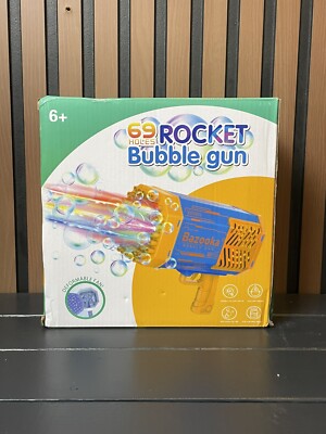 69 Hole Rocket Bubble Gun Deformable Fan Ages 6+ NEW