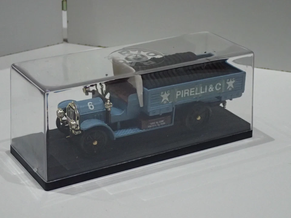 FIAT 18 BL AUTOCARRO TRASPORTO PNEUMATICI PIRELLI RIO SLO22 - Immagine 2 di 3