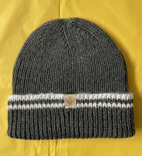 🐝 Bespoke Beanies for kids : UK designs hand-knitted in 100% wool - Picture 9 of 14