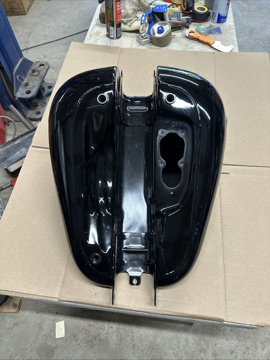 Harley Heritage M8 Softail Fatboy Gas Fuel Tank Small Dent 2018 Up