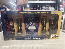 Bburago 1:43 Race Formula Oracle Red Bull 4-Time World Champion, Verstappen, 4 P