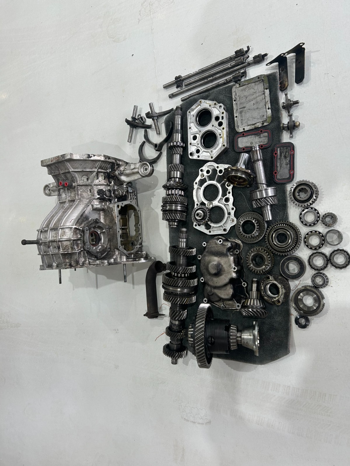 Ferrari F355 Berlinetta Transmission Parts