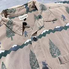 True Grit Vintage Mens Button Up Shirt Size L Nature USA Tree Hiker Print