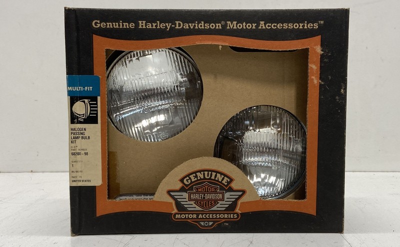 Harley-Davidson Halogen Passing Lamp Bulb Kit 68208-98 Wagner 4449 Pair 12.8V