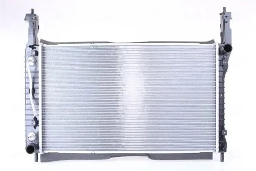 Radiador de agua Aletas refrigeración soldadas 63119 NISSENS para CHEVROLET OPEL - Imagen 1 de 5