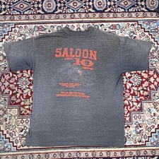 1980s VTG 80s SALOON NO. 10 Red DEADWOOD Hand Dakota T-SHIRT SZ Large