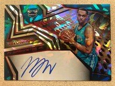 2019 PJ Washington Auto Rookie Double Jersey #25/25 Panini Revolution!