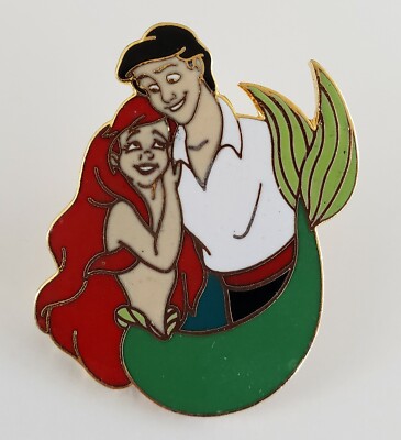 DISNEY LITTLE MERMAID (ERIC HOLDING ARIEL) HTF PIN-FREE SHIPPING