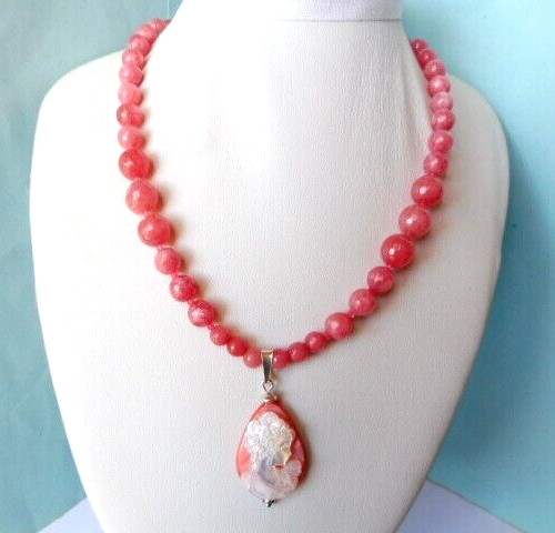 Collier en jade rose de Malaisie 45cm pour illuminer vos tenues quotidiennes
