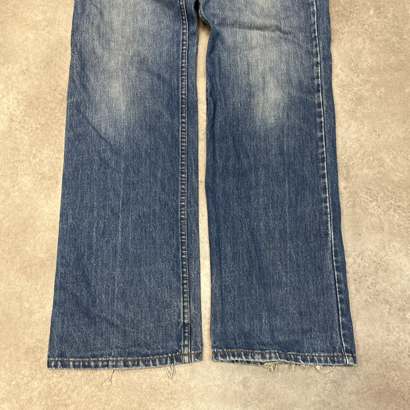 Levis Jeans 90s Denim Womens USA Carpenter Workwear Trousers, Washed Blue, 32” image 2