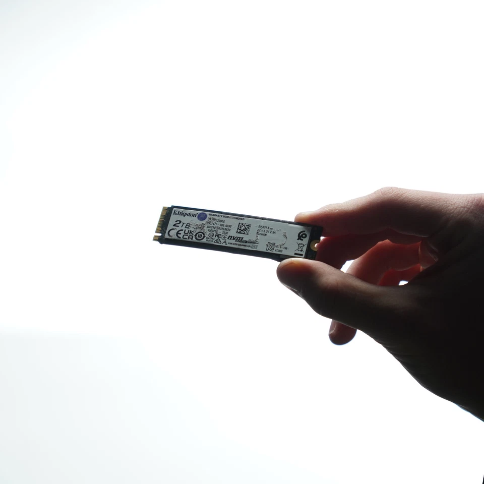 PARTS BUNDLE DEAL - ASUS ROG Strix Crosshair 670E, 2TB NVME, 64GB 5600 MT DDR5 - Image 3 of 3