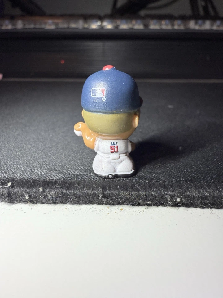 Serie MLB 12 2025 Teeneymates Chris Sale Atlanta Braves Foto 2 de 2