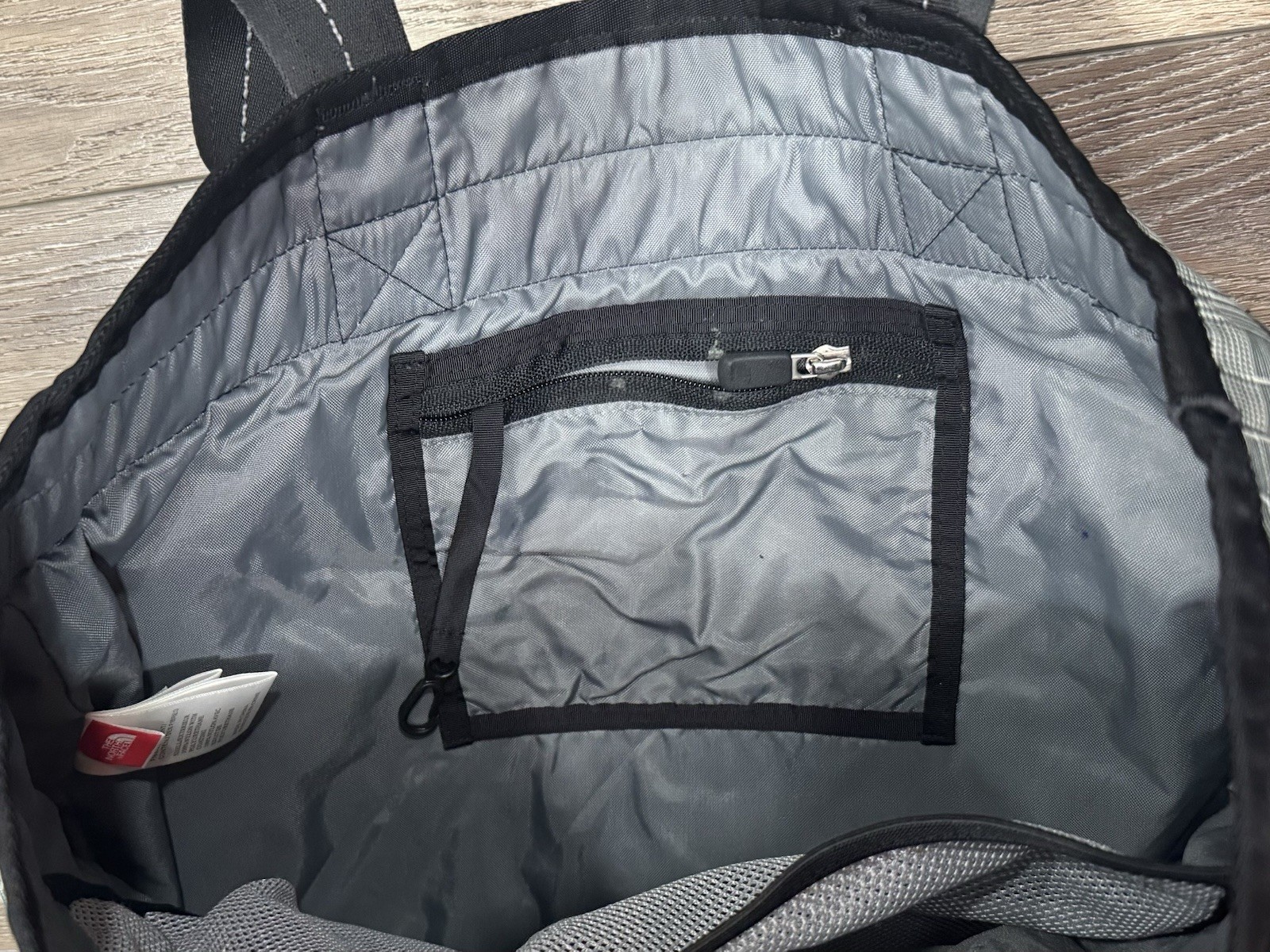 The North Face Plaid Tote Black Gray White Utility / Travel Bag thumbnail 3