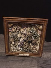 Harmony Kingdom The Howling Tree Inn pictures...