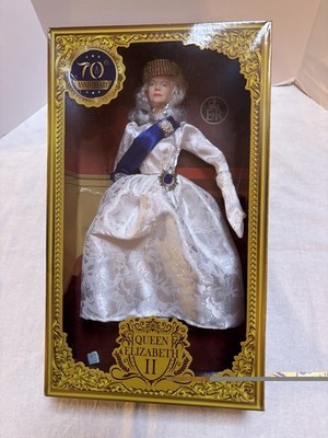 NEW Queen Elizabeth II Platinum Jubilee 70th Anniversary Doll Box READ