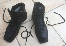 Royal Marines black Alico Italian ski boots with vibram soles