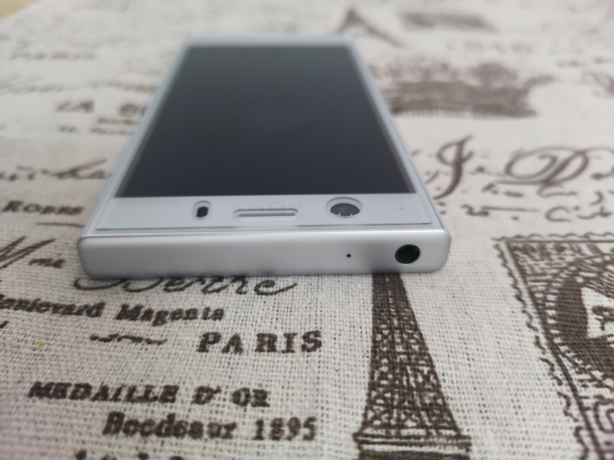 Sony Xperia XZ1 Compact - 32GB - White Silver (Unlocked