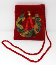 Beaded Purse with beaded strap Christmas Wreath on red background 5.5" x 7" zips