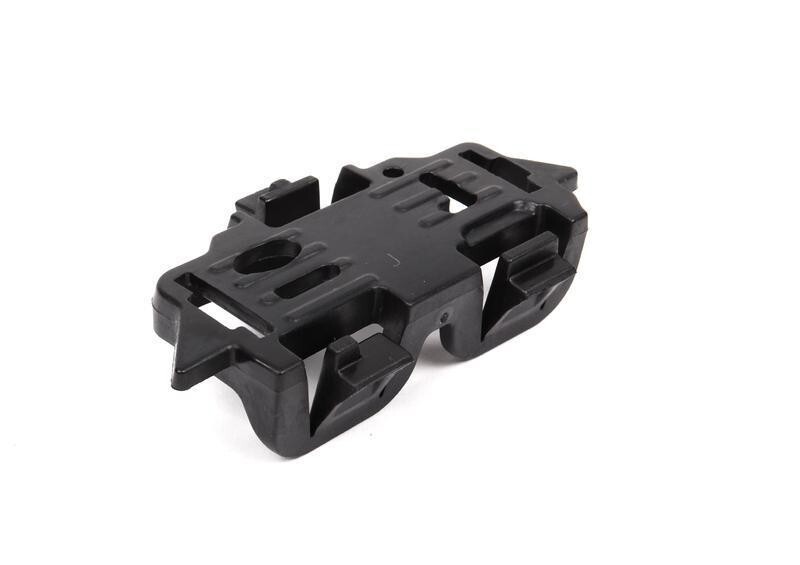 BMW 5 F10 Front Left M Dummy Plug 51118050115 8050115 for sale  