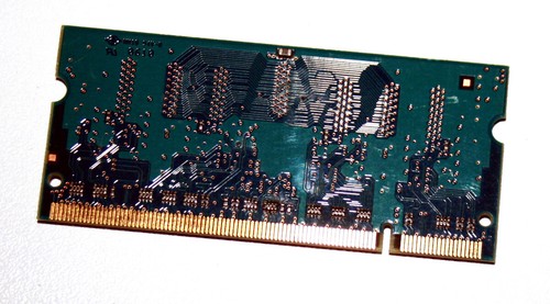 256 MB DDR2-RAM 200-pin SO-DIMM 1Rx16 PC2-5300S 'Nanya NT256T64UH4A1FN-3C' - Photo 2/2