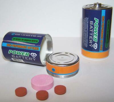 4 BATTERY D SHAPED STASH PILL BOX hide batteries novelty holder pills safe new