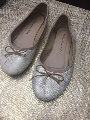 girls cream ballet shoes